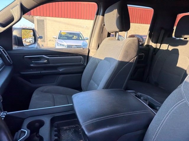 2021 RAM 1500 Big Horn/Lone Star 5.7 Liter V8 hemi Quad Cab 4WD