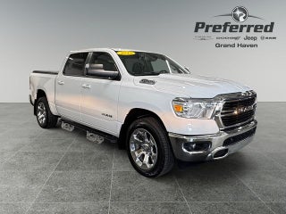 2019 RAM 1500 Big Horn/Lone Star 5.7 Liter V8 Hemi Crew Cab 4WD