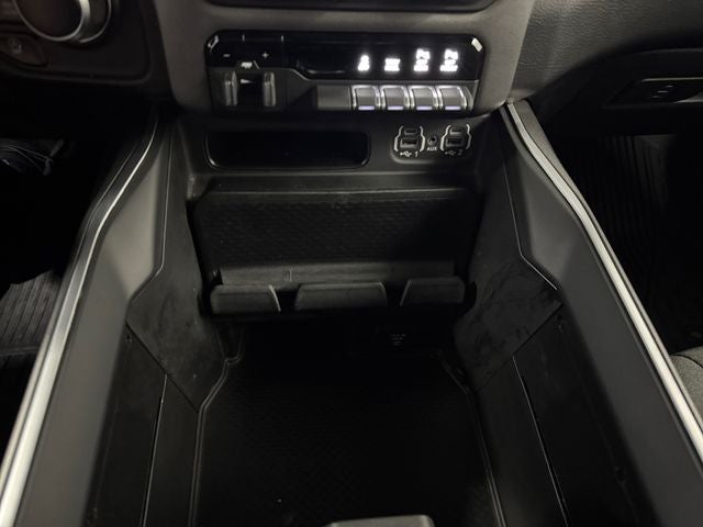 2020 RAM 1500 Big Horn/Lone Star 5.7 Liter V8 Hemi Crew Cab 4WD