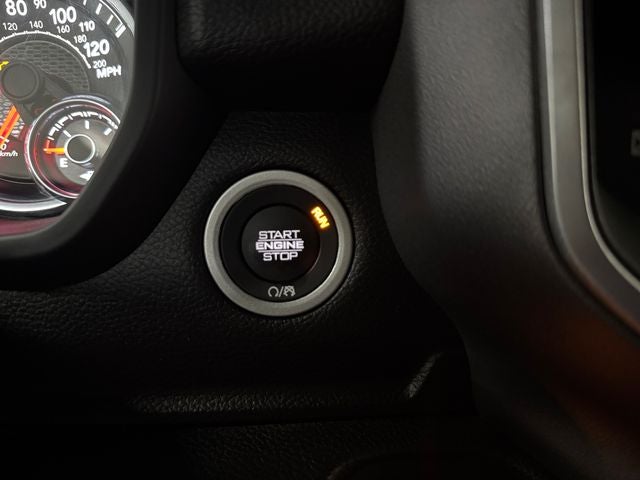 2020 RAM 1500 Big Horn/Lone Star 5.7 Liter V8 Hemi Crew Cab 4WD