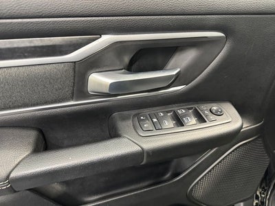 2020 RAM 1500 Big Horn/Lone Star 5.7 Liter V8 Hemi Crew Cab 4WD