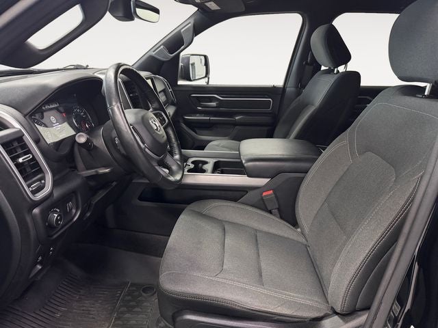 2020 RAM 1500 Big Horn/Lone Star 5.7 Liter V8 Hemi Crew Cab 4WD