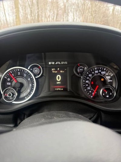 2019 RAM 1500 Big Horn/Lone Star 5.7 Liter V8 Hemi Cew Cab 4WD