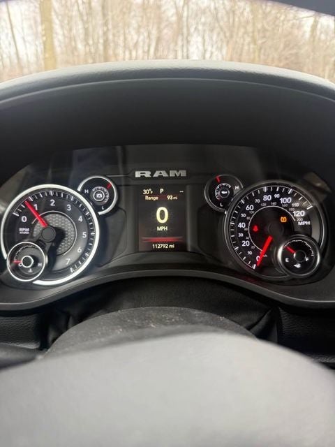 2019 RAM 1500 Big Horn/Lone Star 5.7 Liter V8 Hemi Cew Cab 4WD