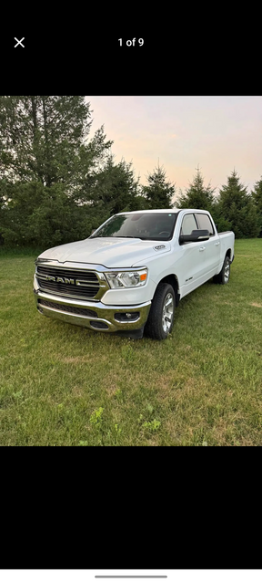 2021 RAM 1500 Big Horn/Lone Star 5.7 Liter V8 Hemi Crew Cab 4WD