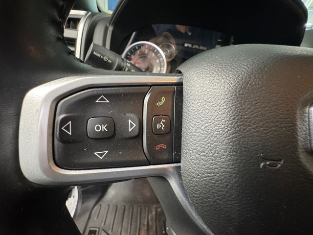 2021 RAM 1500 Big Horn/Lone Star 5.7 Liter V8 Hemi Crew Cab 4WD