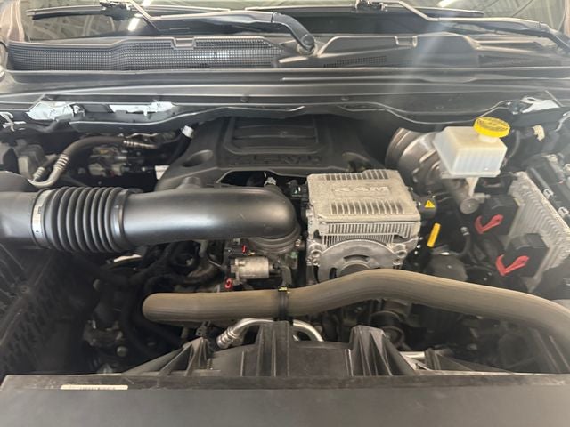 2021 RAM 1500 Big Horn/Lone Star 5.7 Liter V8 Hemi Crew Cab 4WD