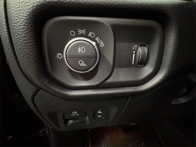 2022 RAM 1500 Big Horn/Lone Star 5.7 Liter V8 Hemi Crew Cab 4WD