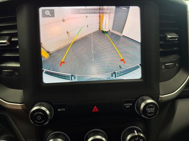 2022 RAM 1500 Big Horn/Lone Star 5.7 Liter V8 Hemi Crew Cab 4WD