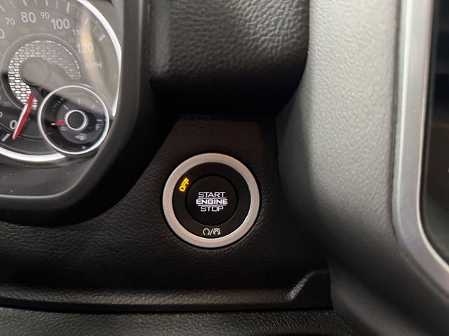 2022 RAM 1500 Big Horn/Lone Star 5.7 Liter V8 Hemi Crew Cab 4WD