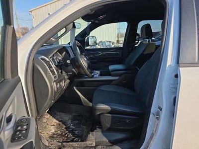 2022 RAM 1500 Big Horn/Lone Star 5.7 Liter V8 Hemi Crew Cab 4WD