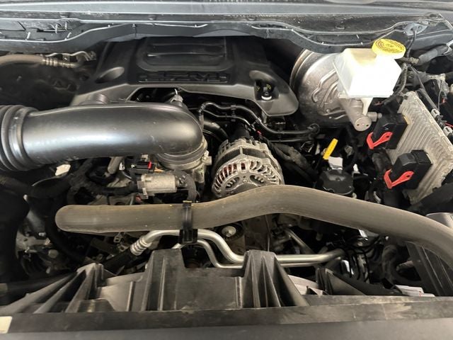 2021 RAM 1500 Big Horn/Lone Star 5.7 Liter V8 Hemi Crew Cab 4WD