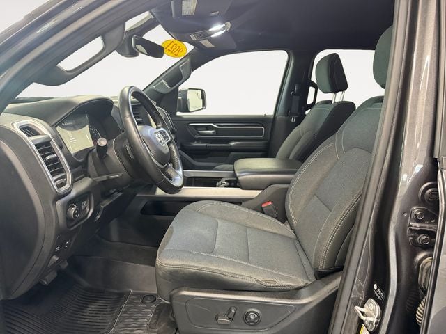 2021 RAM 1500 Big Horn/Lone Star 5.7 Liter V8 Hemi Crew Cab 4WD