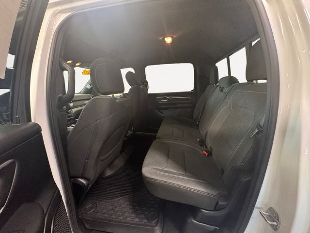 2021 RAM 1500 Big Horn/Lone Star 5.7 Liter V8 Hemi Crew Cab 4WD