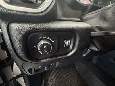 2021 RAM 1500 Big Horn/Lone Star 5.7 Liter V8 Hemi Crew Cab 4WD