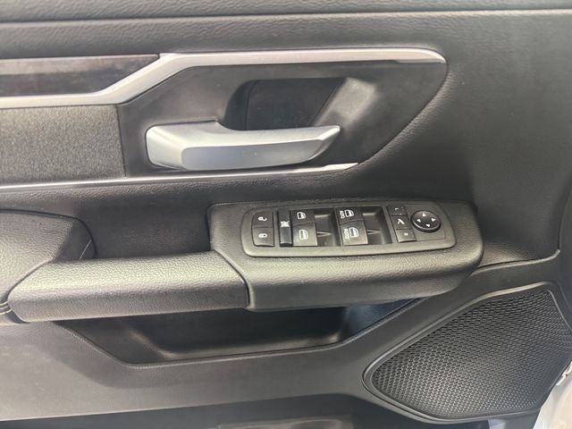 2021 RAM 1500 Big Horn/Lone Star 5.7 Liter V8 Hemi Crew Cab 4WD
