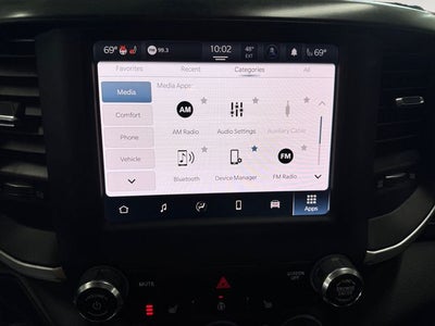 2022 RAM 1500 Big Horn/Lone Star 5.7 Liter V8 Hemi Crew Cab 4WD
