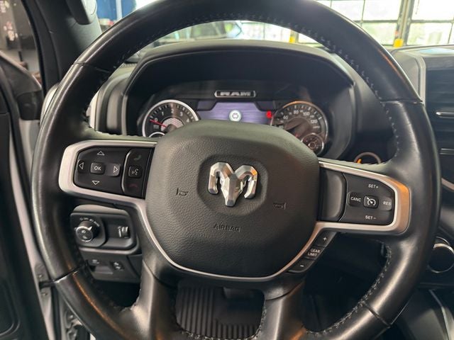 2022 RAM 1500 Big Horn/Lone Star 5.7 Liter V8 Hemi Crew Cab 4WD