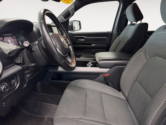 2022 RAM 1500 Big Horn/Lone Star 5.7 Liter V8 Hemi Crew Cab 4WD