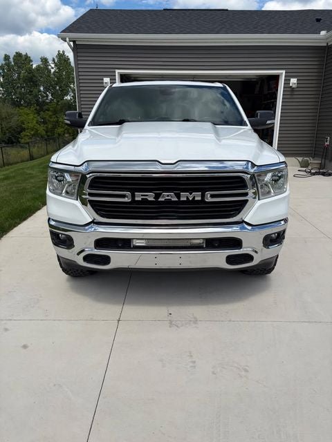 2021 RAM 1500 Big Horn/Lone Star 5.7 Liter V8 Hemi Crew Cab 4WD