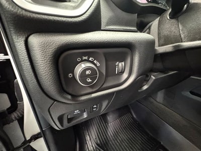 2021 RAM 1500 Big Horn/Lone Star 5.7 Liter V8 Hemi Crew Cab 4WD