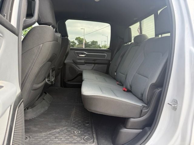 2021 RAM 1500 Big Horn/Lone Star 5.7 Liter V8 Hemi Crew Cab 4WD