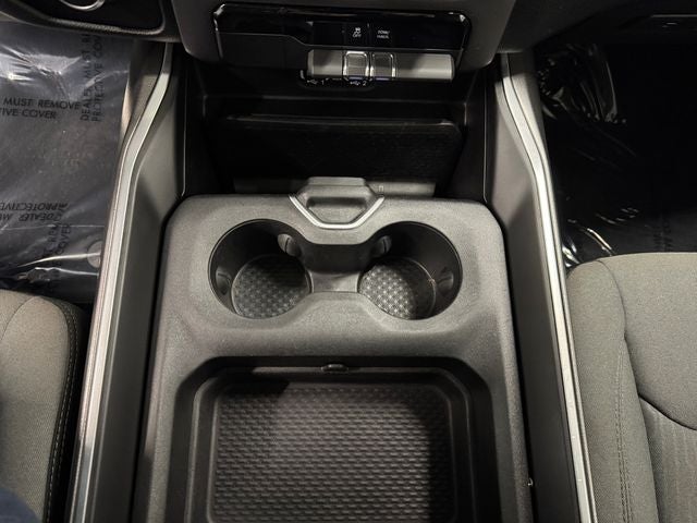 2020 RAM 1500 Big Horn/Lone Star 5.7 Liter V8 Hemi Crew Cab 4WD