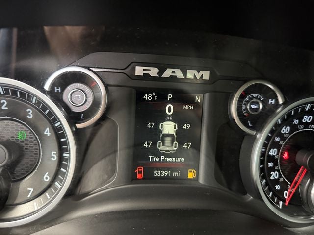 2020 RAM 1500 Big Horn/Lone Star 5.7 Liter V8 Hemi Crew Cab 4WD