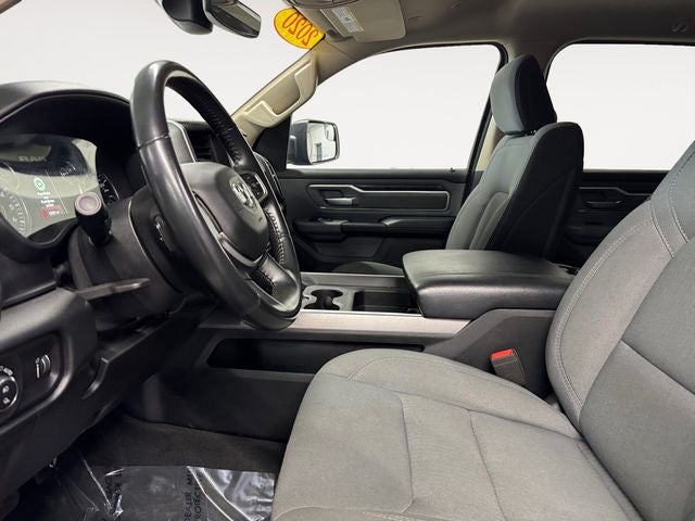 2020 RAM 1500 Big Horn/Lone Star 5.7 Liter V8 Hemi Crew Cab 4WD