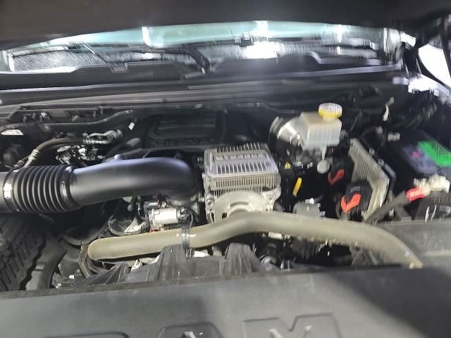 2022 RAM 1500 Laramie 5.7 Liter V8 Hemi Crew Cab 4WD