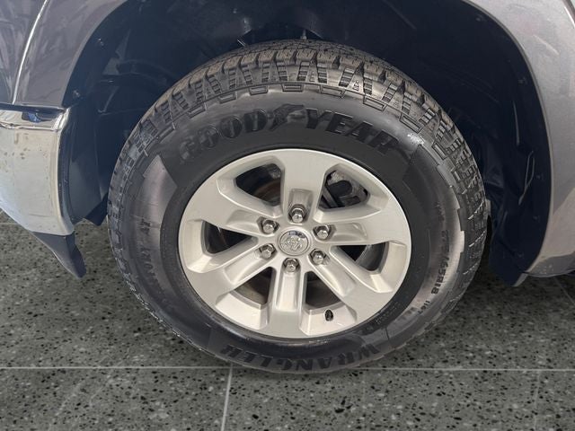 2022 RAM 1500 Laramie 5.7 Liter V8 Hemi Crew Cab 4WD