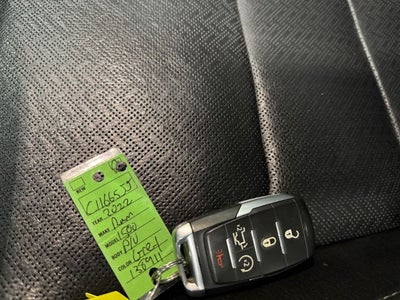 2022 RAM 1500 Laramie 5.7 Liter V8 Hemi Crew Cab 4WD