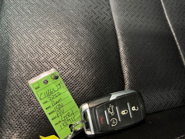 2022 RAM 1500 Laramie 5.7 Liter V8 Hemi Crew Cab 4WD