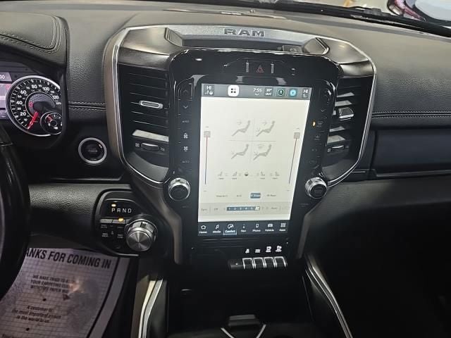 2022 RAM 1500 Laramie 5.7 Liter V8 Hemi Crew Cab 4WD