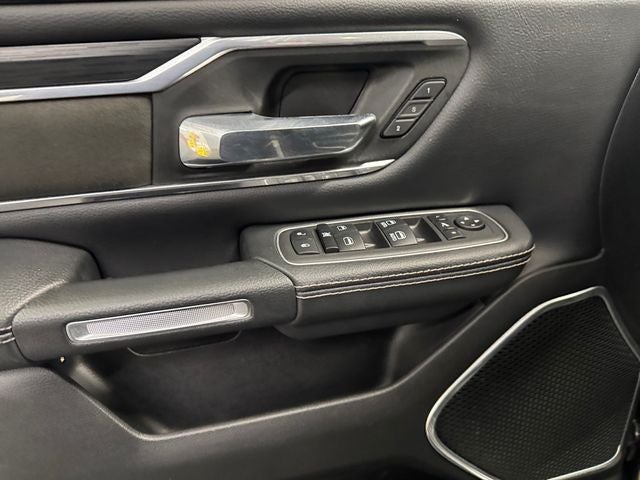 2023 RAM 1500 Laramie 5.7 Liter V8 Hemi Crew Cab 4WD