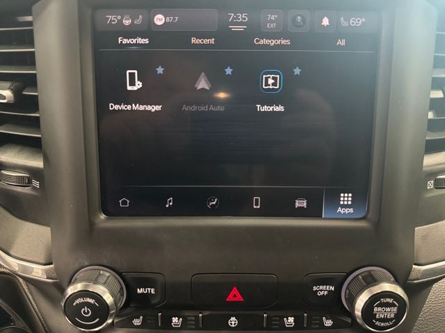 2022 RAM 1500 Laramie 5.7 Liter V8 Hemi Crew Cab 4WD