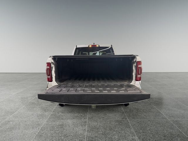 2022 RAM 1500 Laramie 5.7 Liter V8 Hemi Crew Cab 4WD