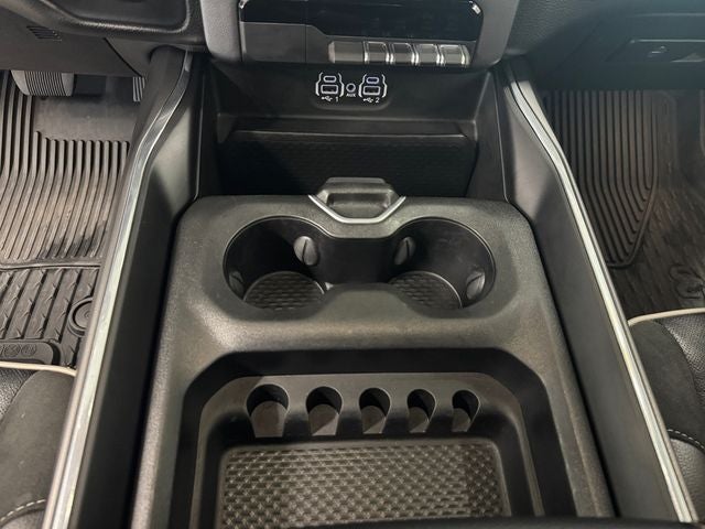 2022 RAM 1500 Laramie 5.7 Liter V8 Hemi Crew Cab 4WD