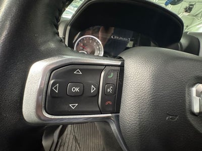 2022 RAM 1500 Laramie 5.7 Liter V8 Hemi Crew Cab 4WD