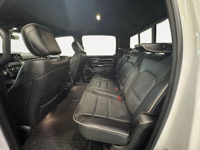 2022 RAM 1500 Laramie 5.7 Liter V8 Hemi Crew Cab 4WD