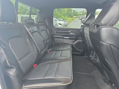2022 RAM 1500 Laramie 5.7 Liter V8 Hemi Crew Cab 4WD