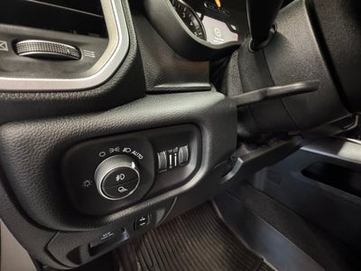 2019 RAM 1500 Big Horn/Lone Star 5.7 Liter V8 Hemi Crew Cab 4WD