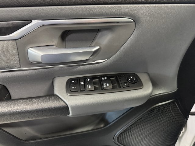 2019 RAM 1500 Big Horn/Lone Star 5.7 Liter V8 Hemi Crew Cab 4WD