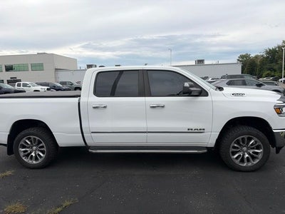 2019 RAM 1500 Big Horn/Lone Star 5.7 Liter V8 Hemi Crew Cab 4WD
