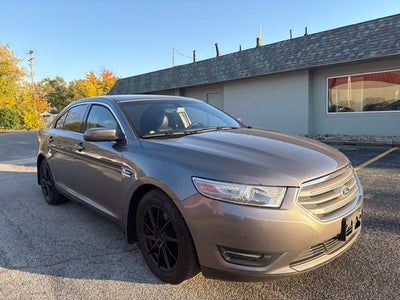 2014 Ford Taurus SEL 3.5 Liter V6 FWD