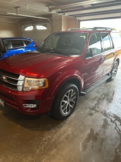 2016 Ford Expedition XLT 3.5 Liter EcoBoost Turbocharged 4WD