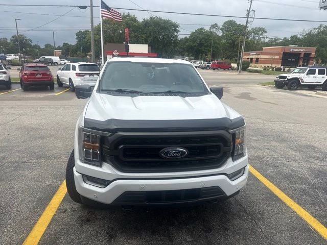 2022 Ford F-150 XLT 3.5 Liter PowerBoost Full-Hybrid V6 SuperCrew 4WD