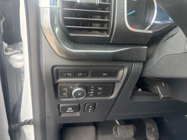 2022 Ford F-150 XLT 3.5 Liter PowerBoost Full-Hybrid V6 SuperCrew 4WD