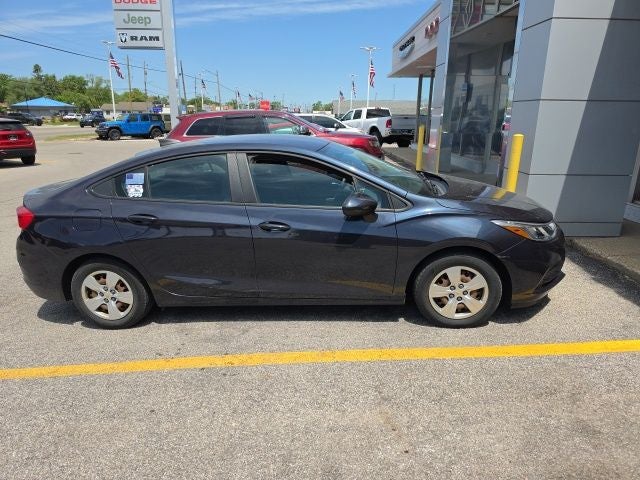 2016 Chevrolet Cruze LS 1.4 Liter Turbo 4D sedan Automatic