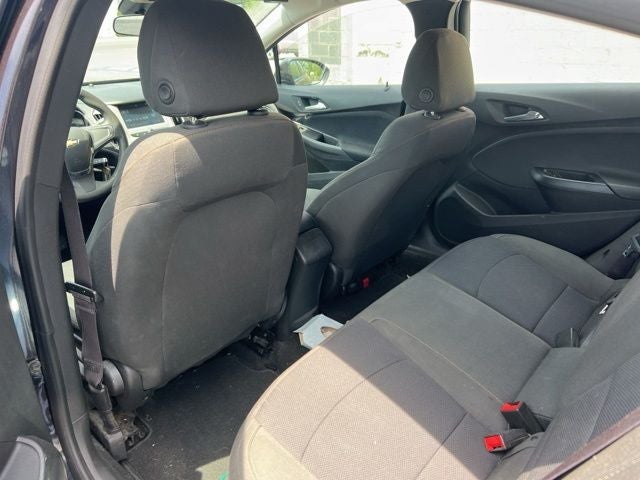 2016 Chevrolet Cruze LS 1.4 Liter Turbo 4D sedan Automatic